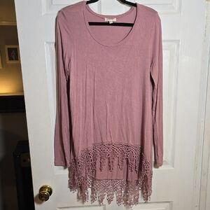 Paper Tee XL Mauve Lace Hem  Rew Neck Tunic